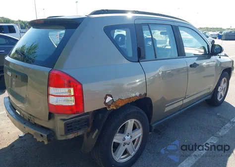 2008 Jeep Compass Sport z USA, uszkodzony, nr VIN 1J8FT47068D635994